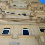 Arzella Xlendi, Premium 2br, Bus Stop & Market Opposite * Xlendi