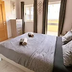 Arzella Xlendi, Premium 2br, Bus Stop & Market Opposite Pansiyon Xlendi