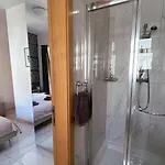 Arzella Xlendi, Premium 2br, Bus Stop & Market Opposite * Xlendi
