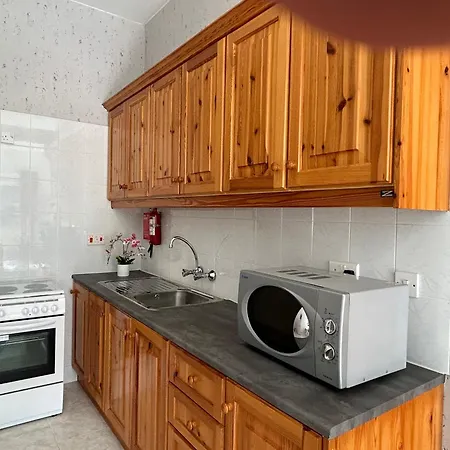 Arzella Xlendi, Premium 2br, Bus Stop & Market Opposite Ubytování v soukromí