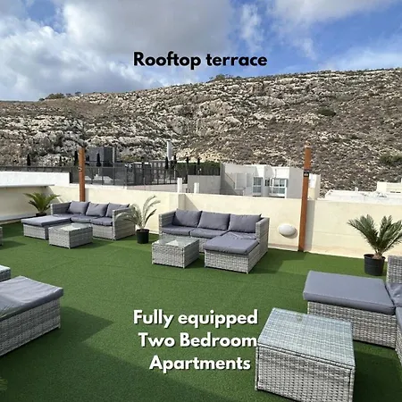 Arzella - Spacious Two Bedroom Homestay Xlendi