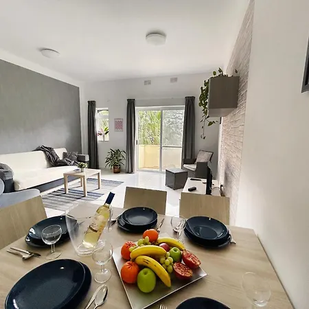 Arzella Xlendi, Premium 2br, Bus Stop & Market Opposite * Xlendi