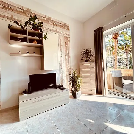 Arzella - Spacious Two Bedroom Xlendi