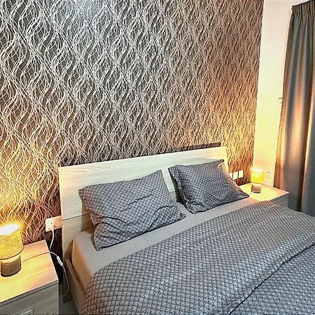 Ubytování v soukromí Arzella Xlendi, Premium 2br, Bus Stop & Market Opposite *