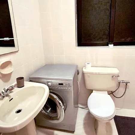 Homestay Arzella Xlendi, Premium 2br, Bus Stop & Market Opposite Xlendi