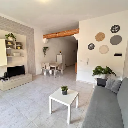Arzella Xlendi, Premium 2br, Bus Stop & Market Opposite Xlendi