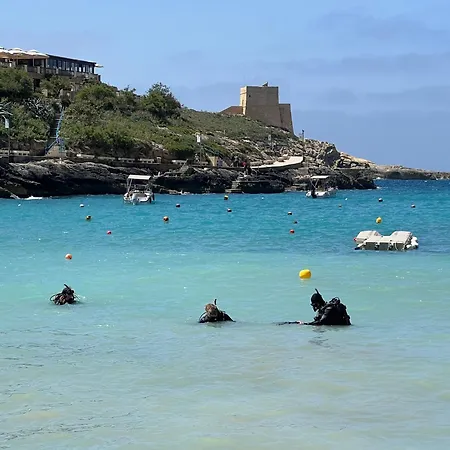 Arzella Xlendi, Premium 2br, Bus Stop & Market Opposite Alloggio in famiglia