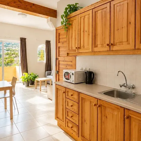 Arzella Xlendi, Premium 2br, Bus Stop & Market Opposite * Xlendi