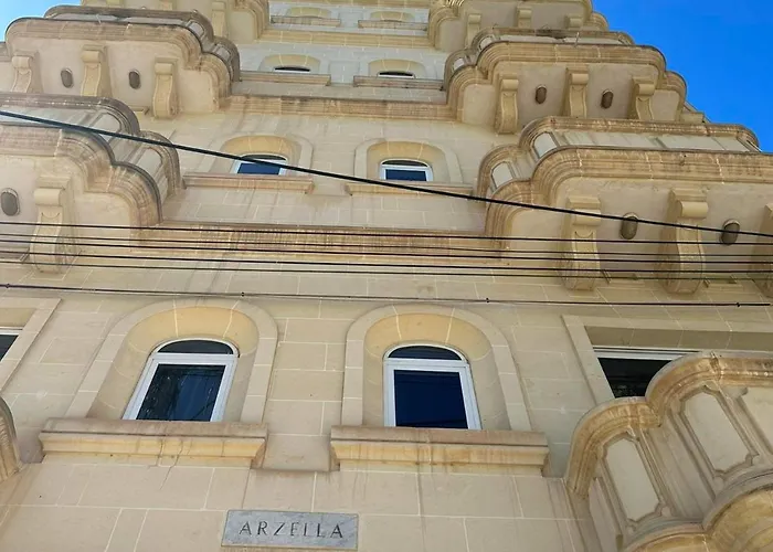 Arzella Xlendi, Premium 2br, Bus Stop & Market Opposite * Xlendi