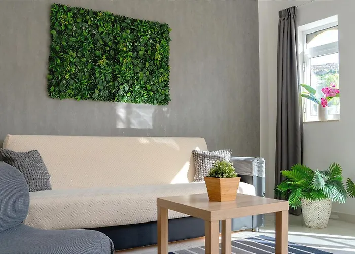 Arzella Xlendi, Premium 2br, Bus Stop & Market Opposite Ксленди